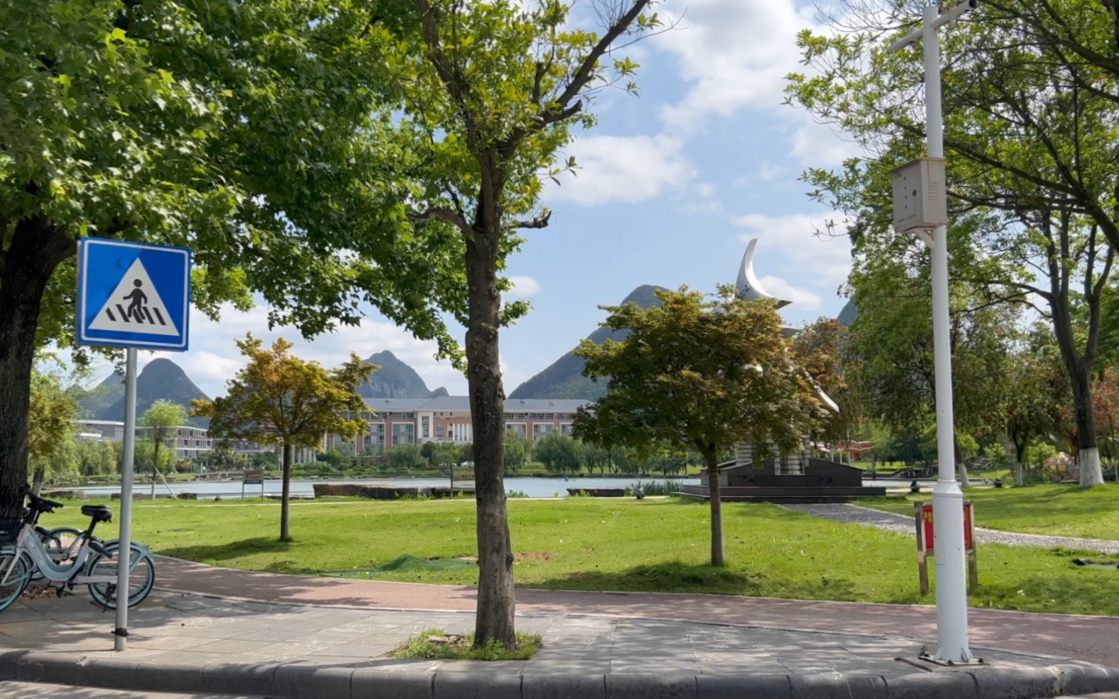 春日校园&拟录取&做毕设&摸鱼大学生活 摆烂了 不想剪