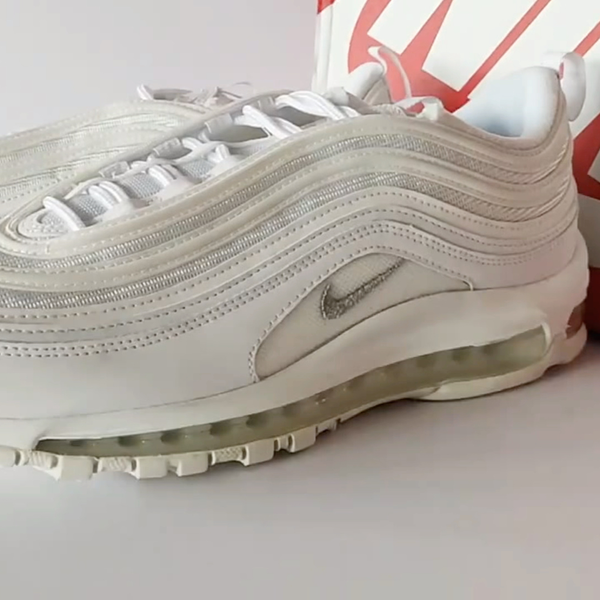 Nike Air Max 97 纯白子弹全掌气垫跑步鞋921826-101_哔哩哔哩_bilibili