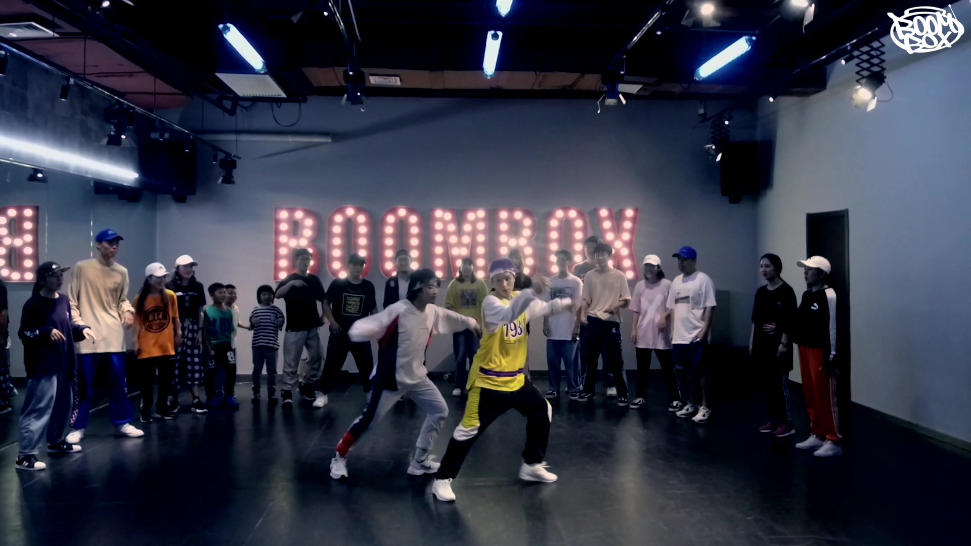 x crew 热血街舞团 ak jc workshop in boombox_哔哩哔哩_bilibili
