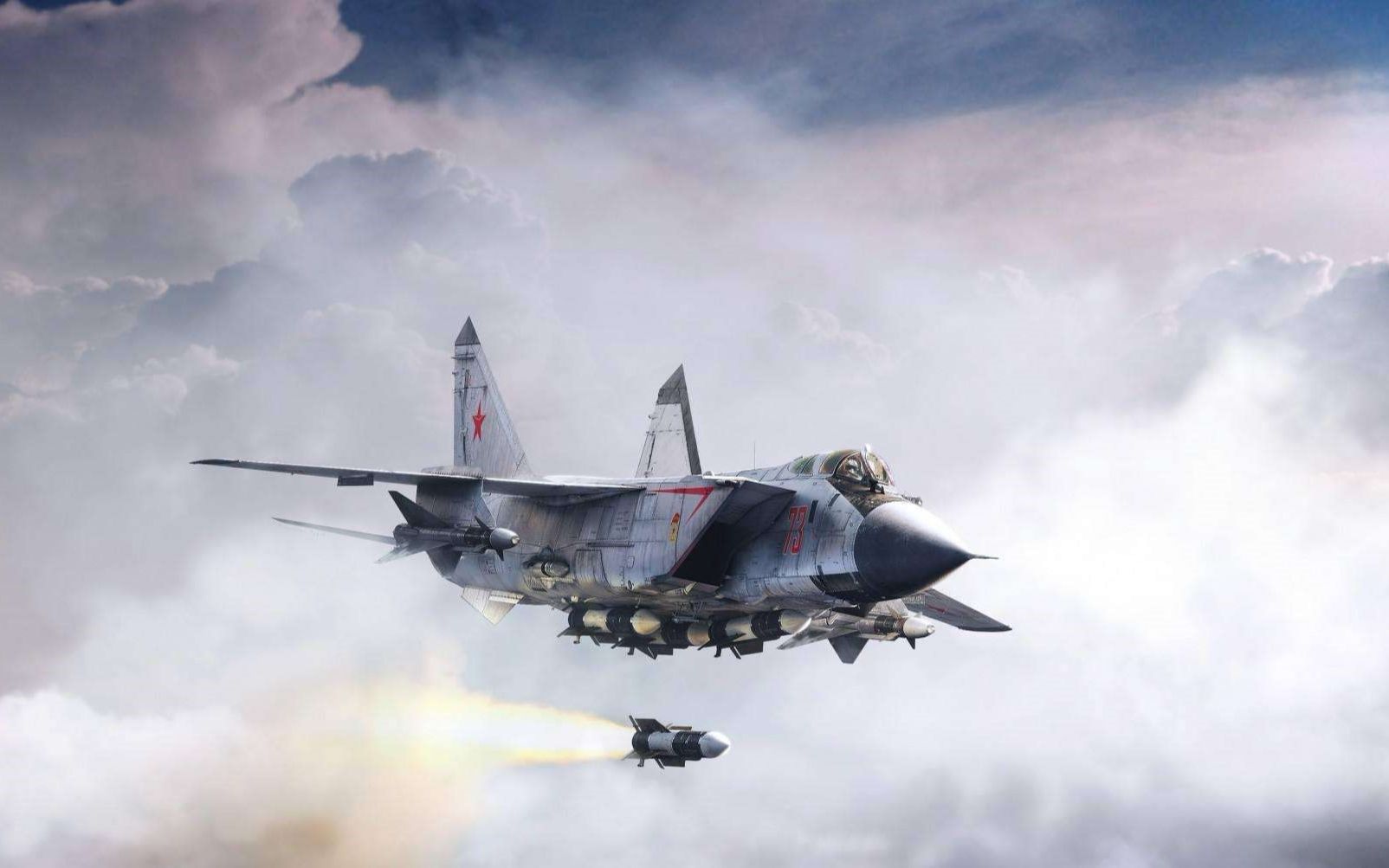 米格-31"猎狐犬"战斗机,据说可对"战斧"巡航导弹进行拦截!