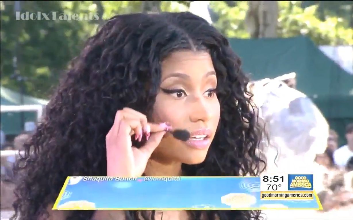 [图]【早安美国现场】Nicki Minaj - The Night Is Still Young (Live 2015.07.24 GMA)