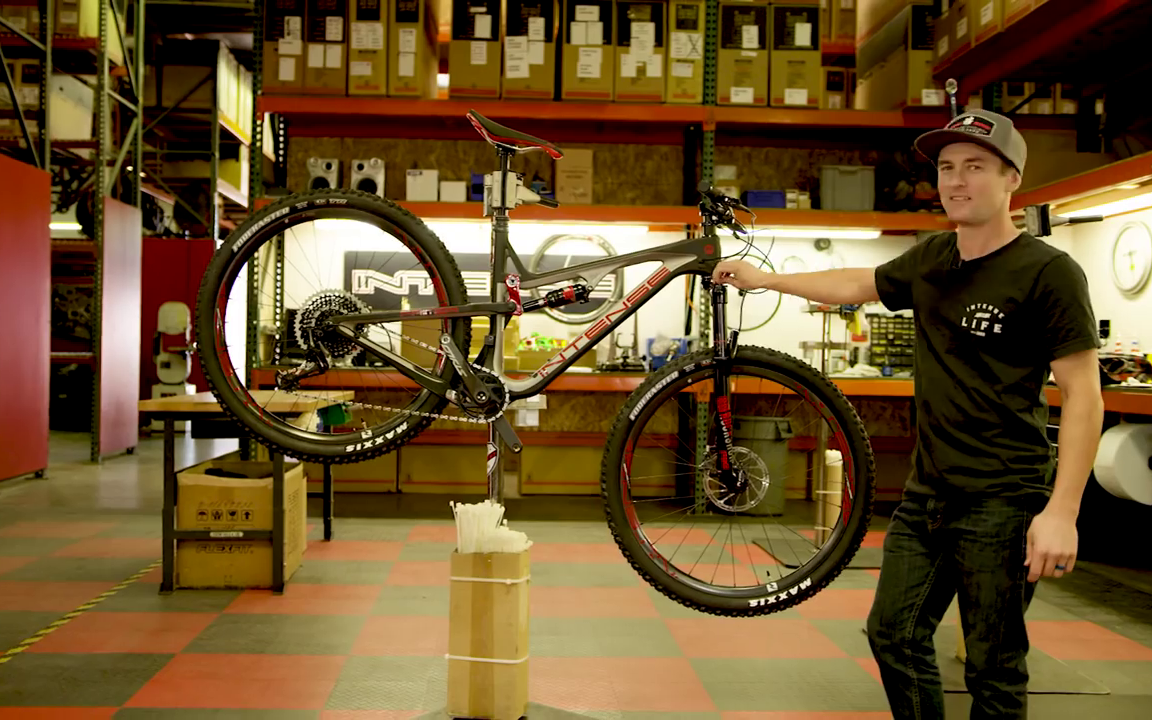 中字如何正确开箱组装山地车银天使intense2018primer