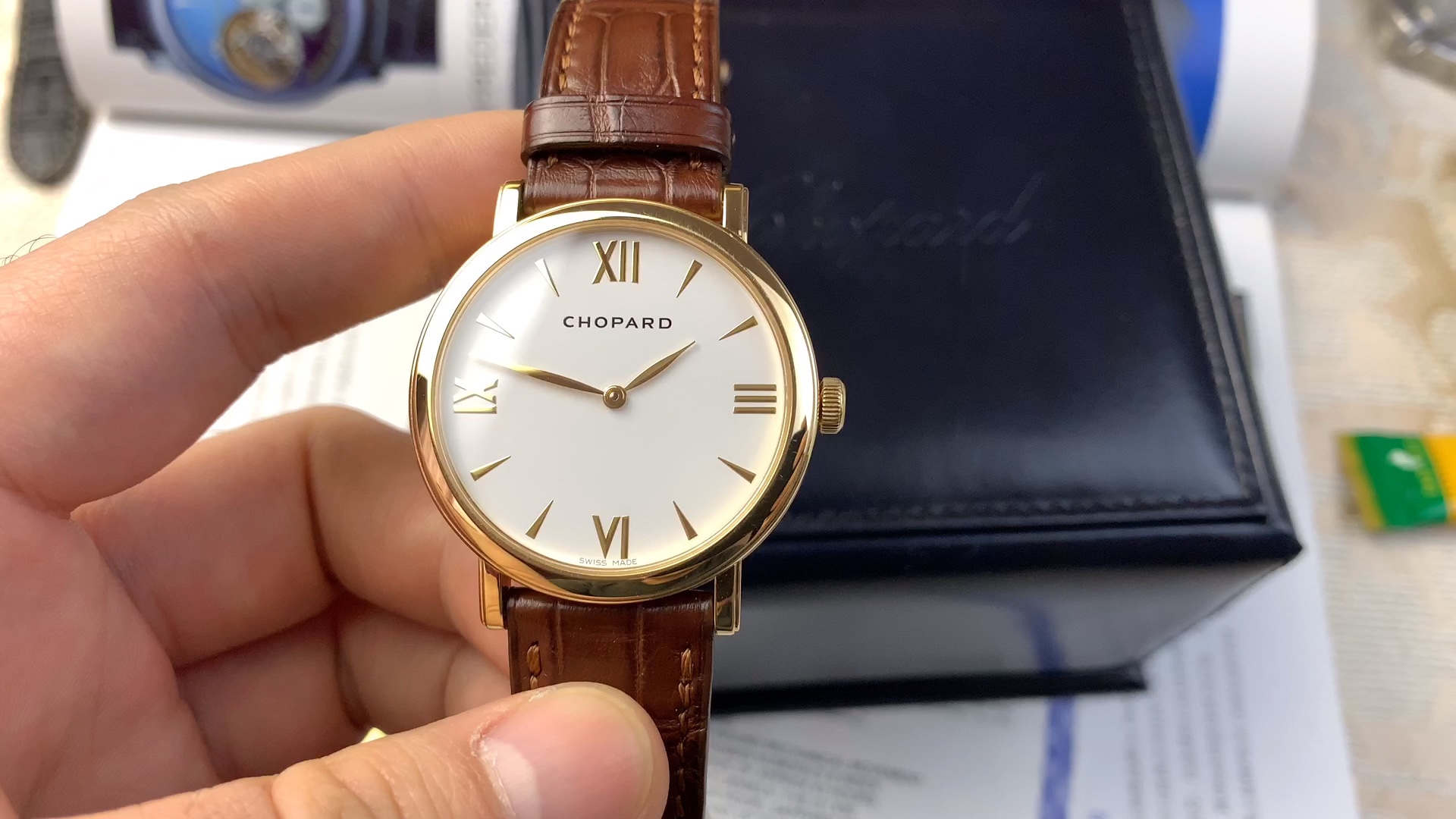 萧邦手动机械金表