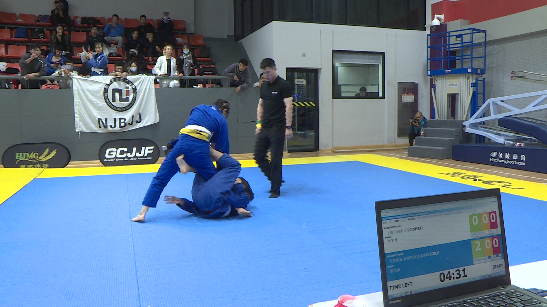 mat4#50-female-white-adult-58.5kg 李宇梵vs施文鑫