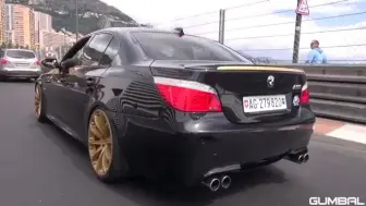 Video herunterladen: 【搬运：v10 M5 的天籁排气】BEST OF BMW M5 V10 ENGINE SOUNDS!