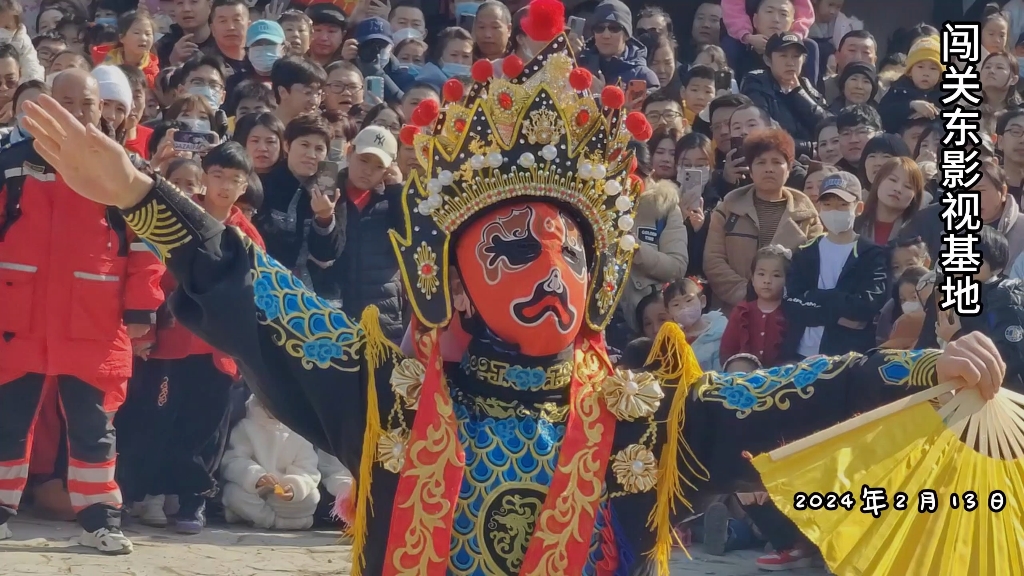 [图]闯关东影视基地，扭秧歌，变脸，喷火