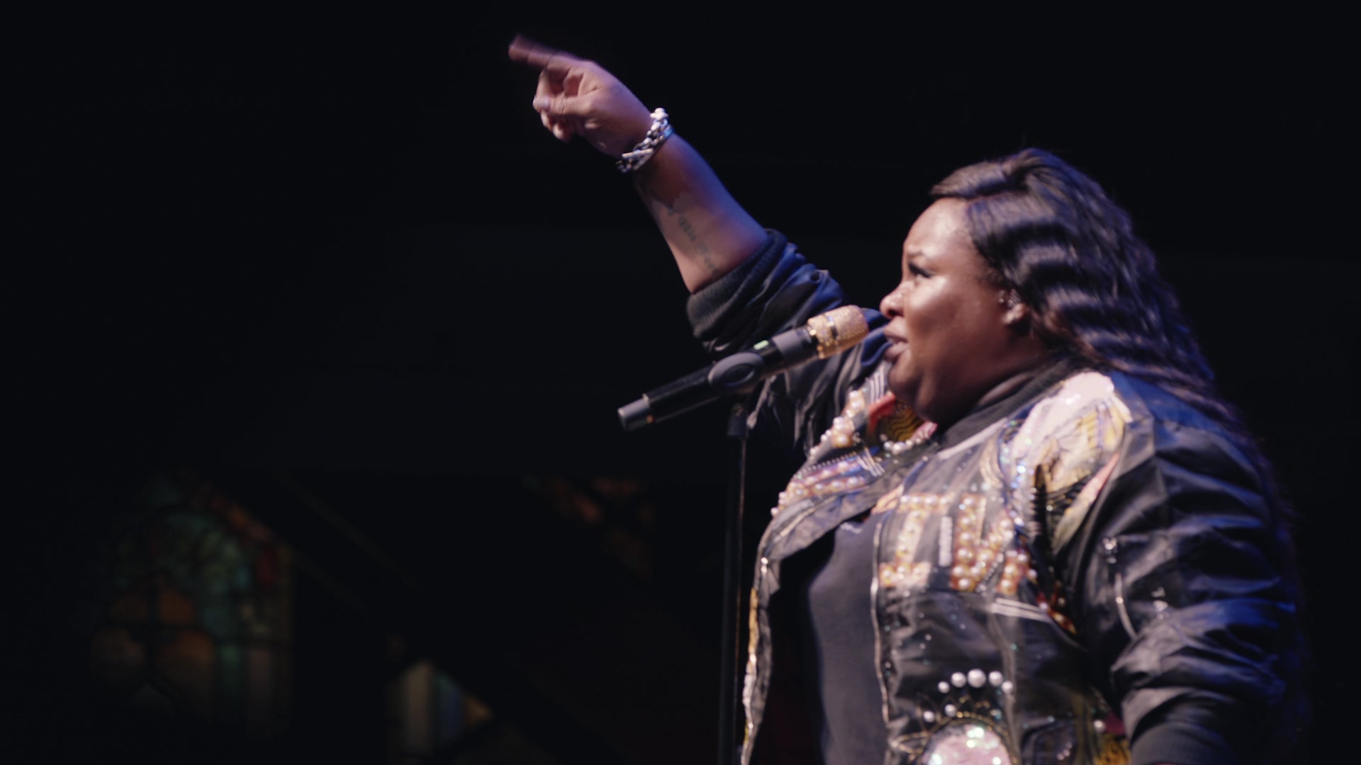 [图]This Is A Move (Live) - Tasha Cobbs Leonard