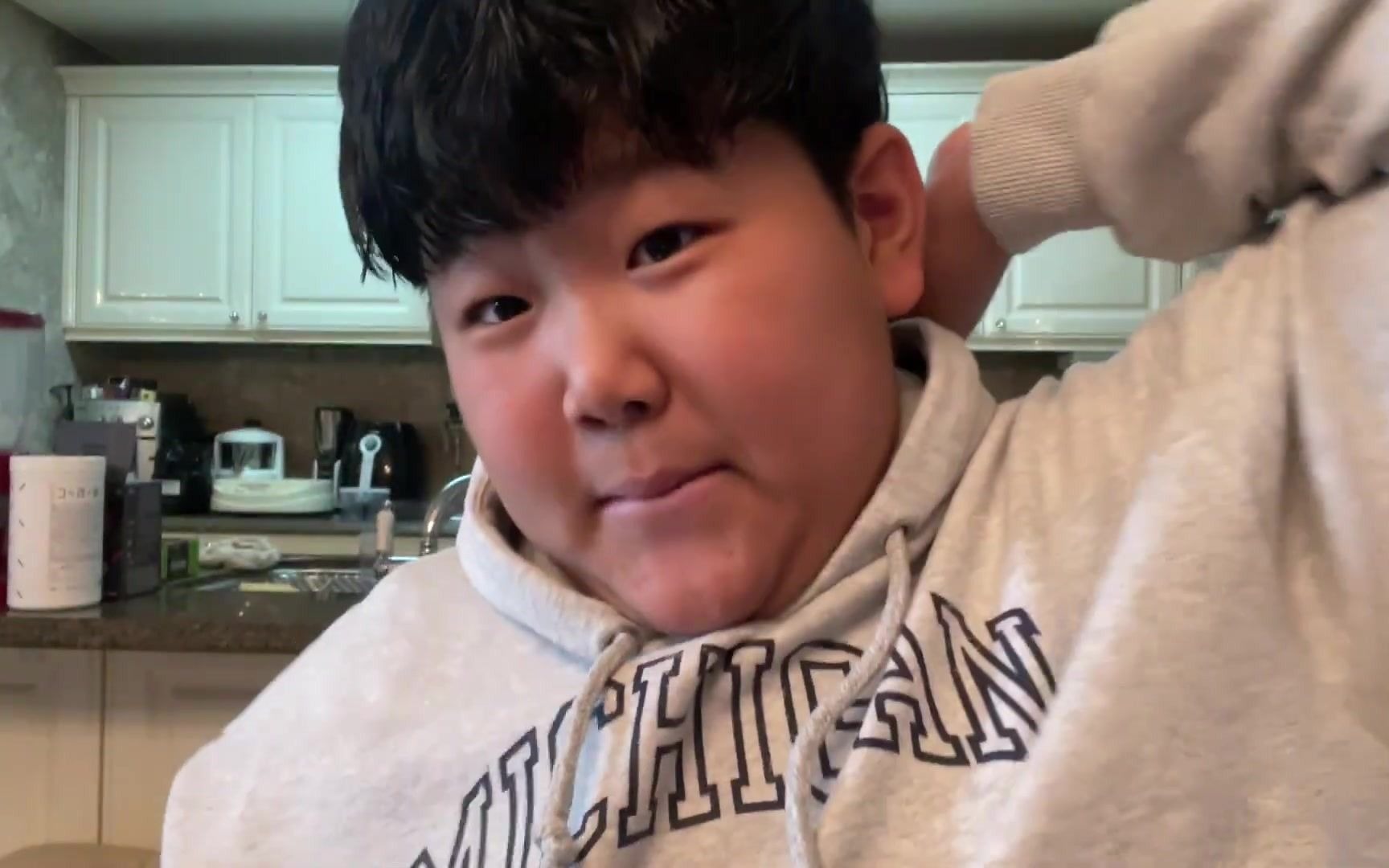 【李钟赫 李俊秀】-20210729 制作美味的三明治的美食吃播:来自李俊秀