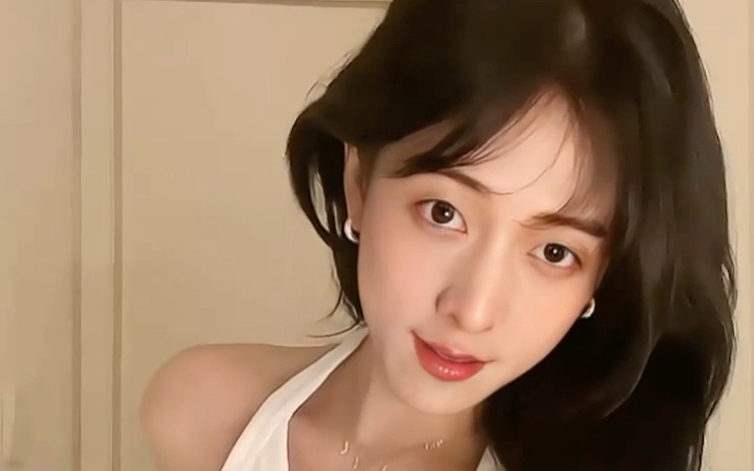 封神女团「舞蹈担当」侯雯元|性转