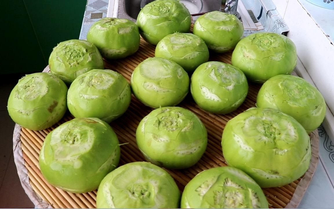 买了30斤苤蓝腌制起来清脆爽口好吃又下饭够吃一个冬天了