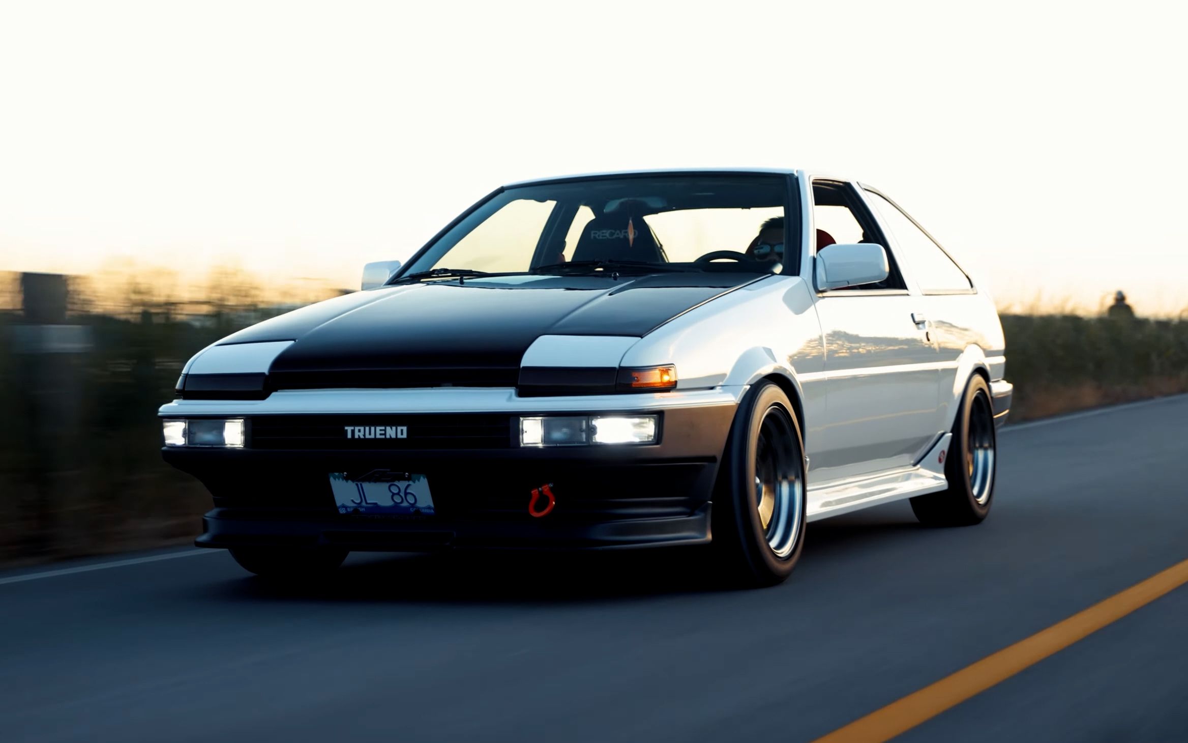 【4k超清】"did you buy this car because of that anime?