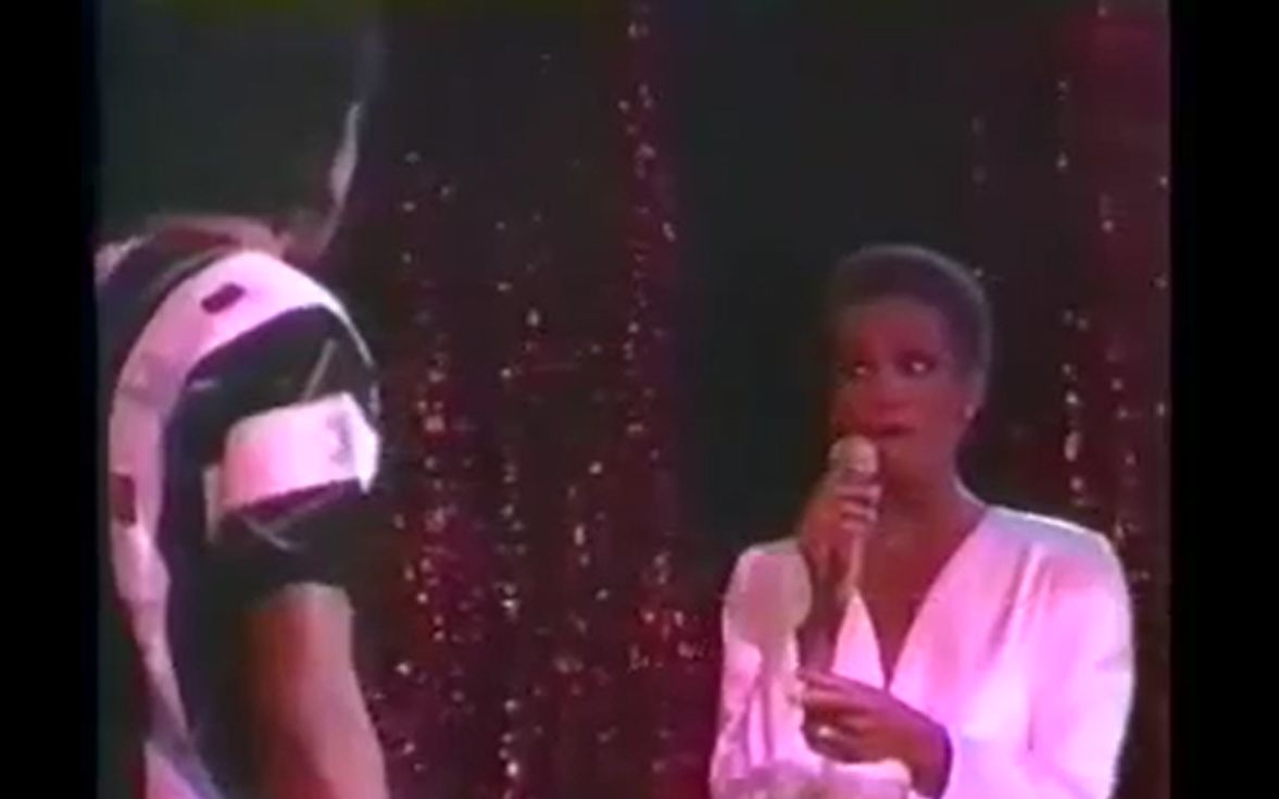 [图]【没人像你这般爱我】Whitney Houston & Jermaine Jackson - Nobody Loves Me Like You Do 1984