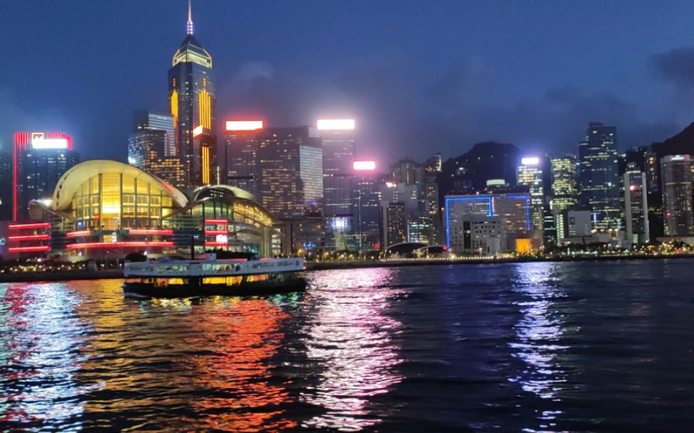 船上看香港夜景