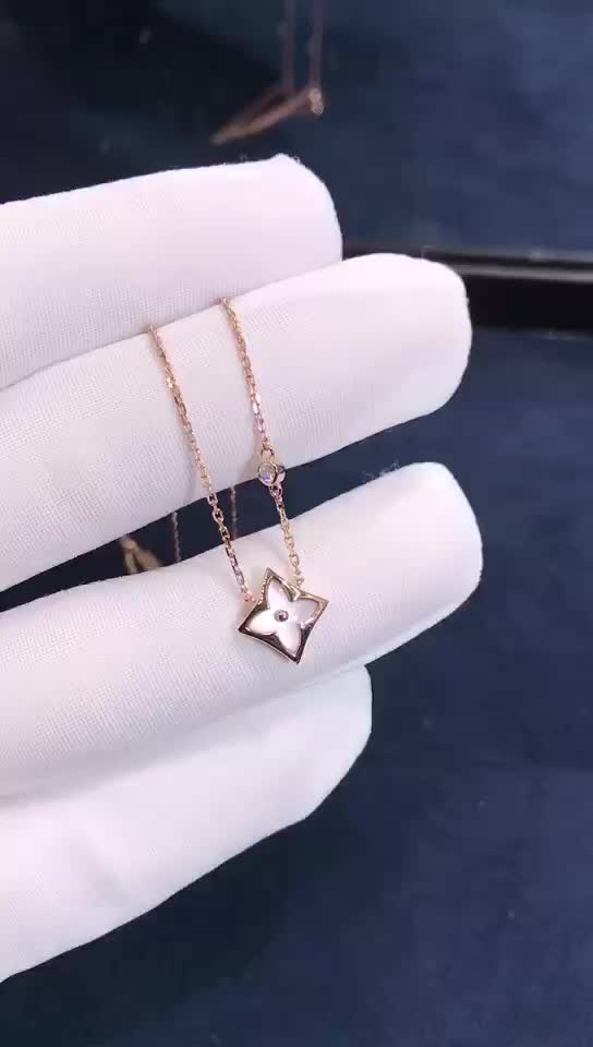 lv白贝菱形图案项链定制【世纪珠宝定制】