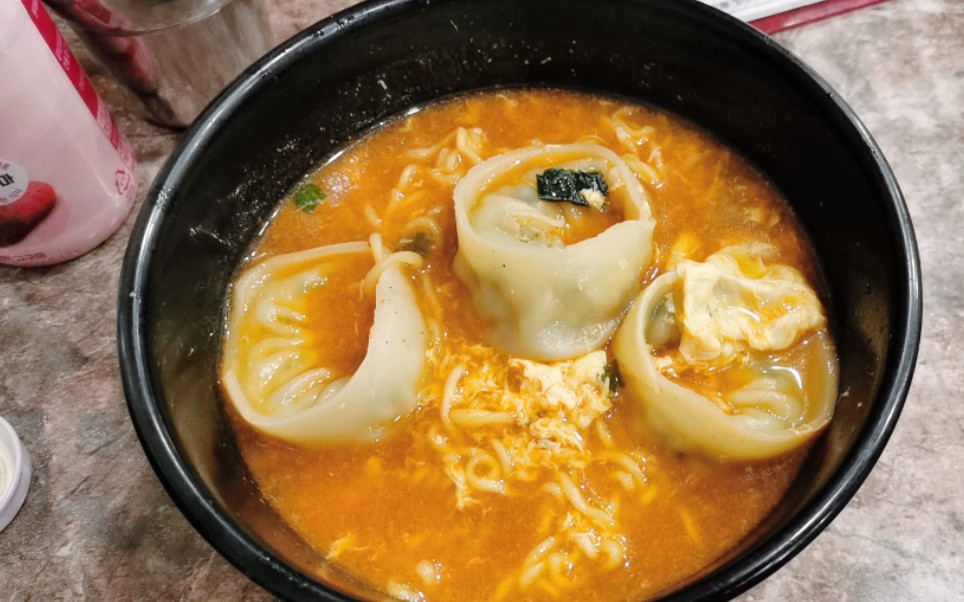 韩国美食饺子拉面和泡菜拉面 我的九价攻略视频不能通过伤心π_π