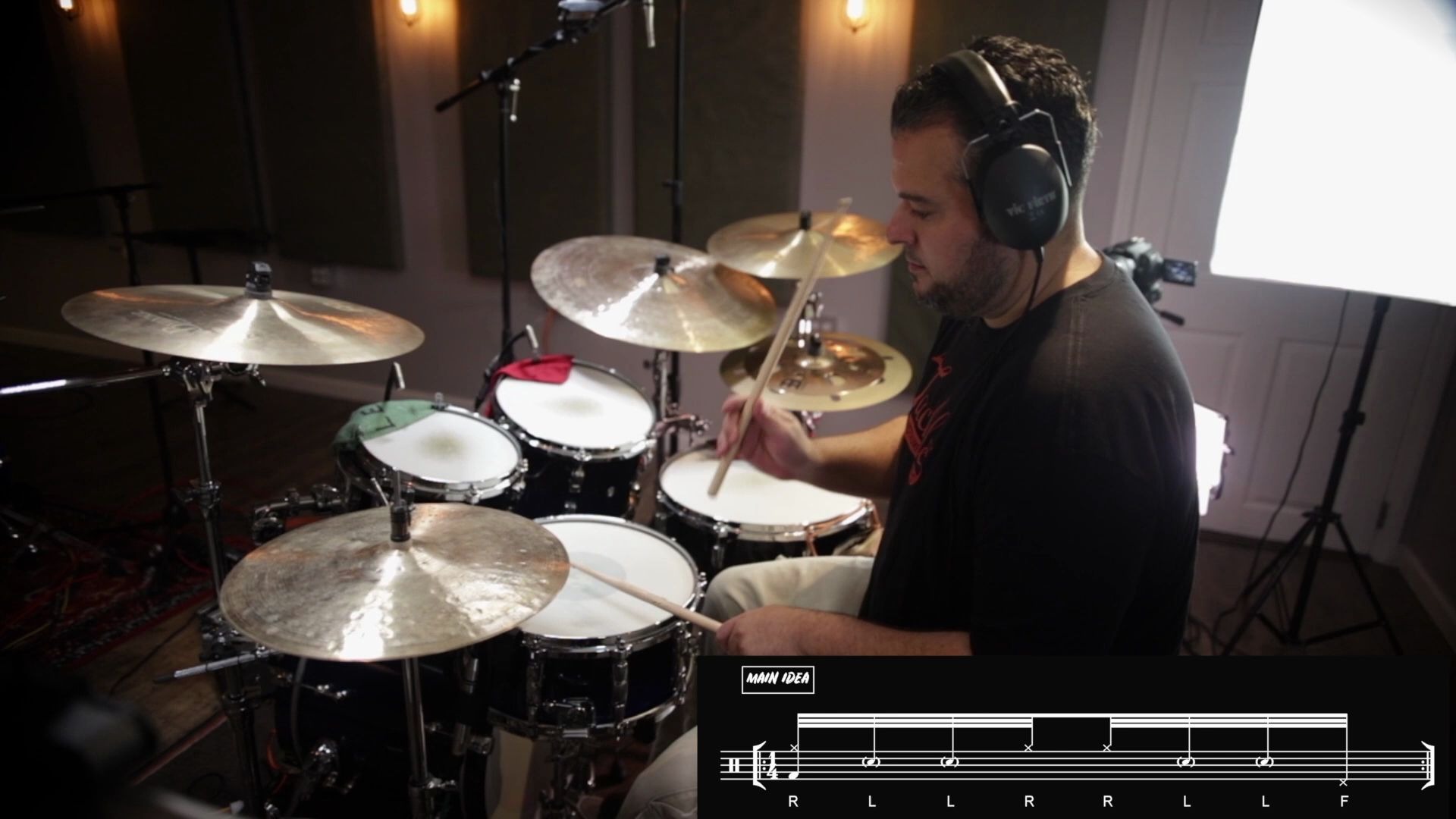 架子鼓教学32分反向双跳rllrrl套鼓加花应用教学