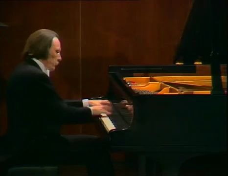 [图]Michelangeli - Beethoven, Sonata No.12 Op.26 IV,贝多芬降A大调奏鸣曲第四乐章，米开朗基利