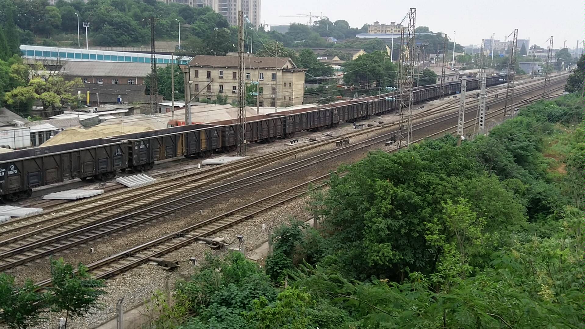 t11bk型长钢轨列车组-黑石铺火车站_哔哩哔哩 (゜-゜)つロ 干杯~-bili