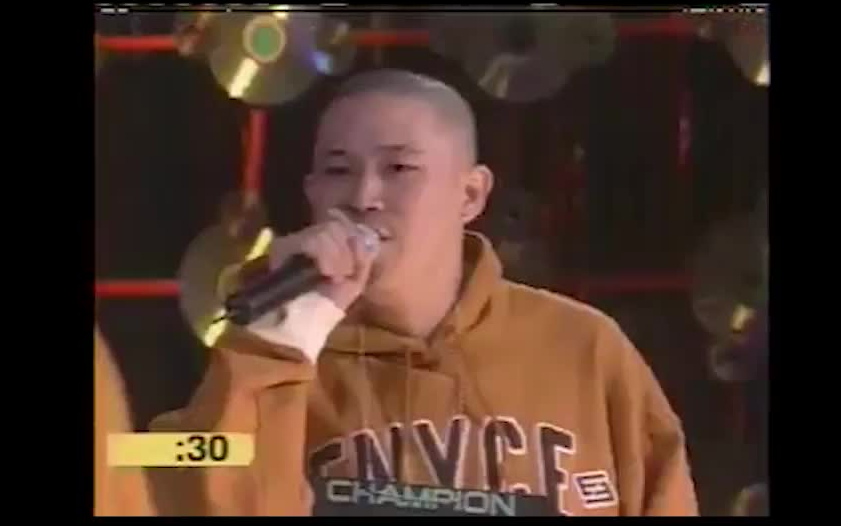 [图]【MC Jin/欧阳靖】Freestyle星期五 七届台主（中文翻译）