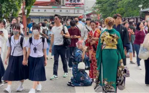 Скачать видео: ［4KHDR］日本云旅游｜漫步日本东京浅草，放松解压城市环境音