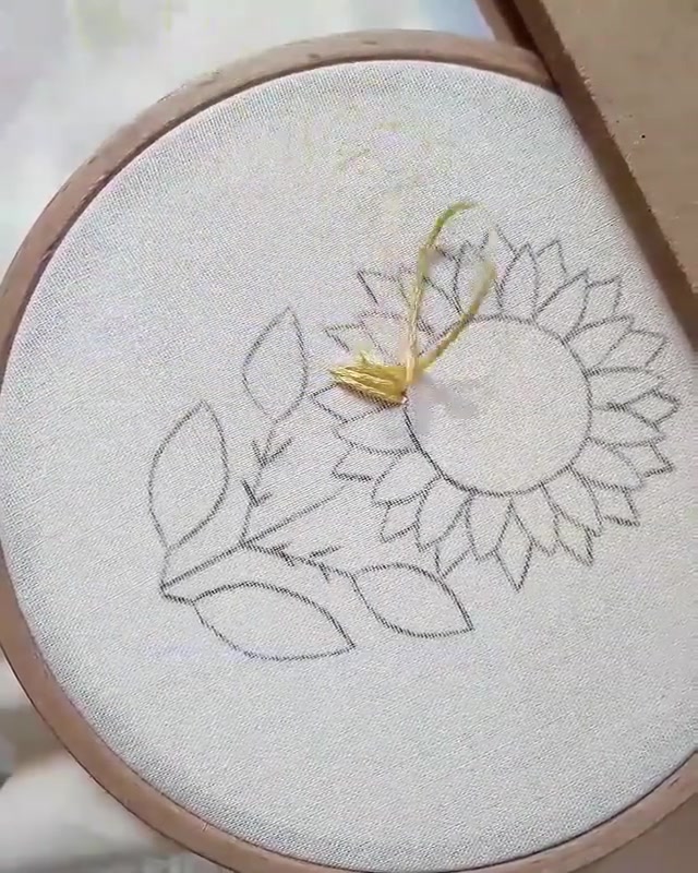 向日葵刺绣教程