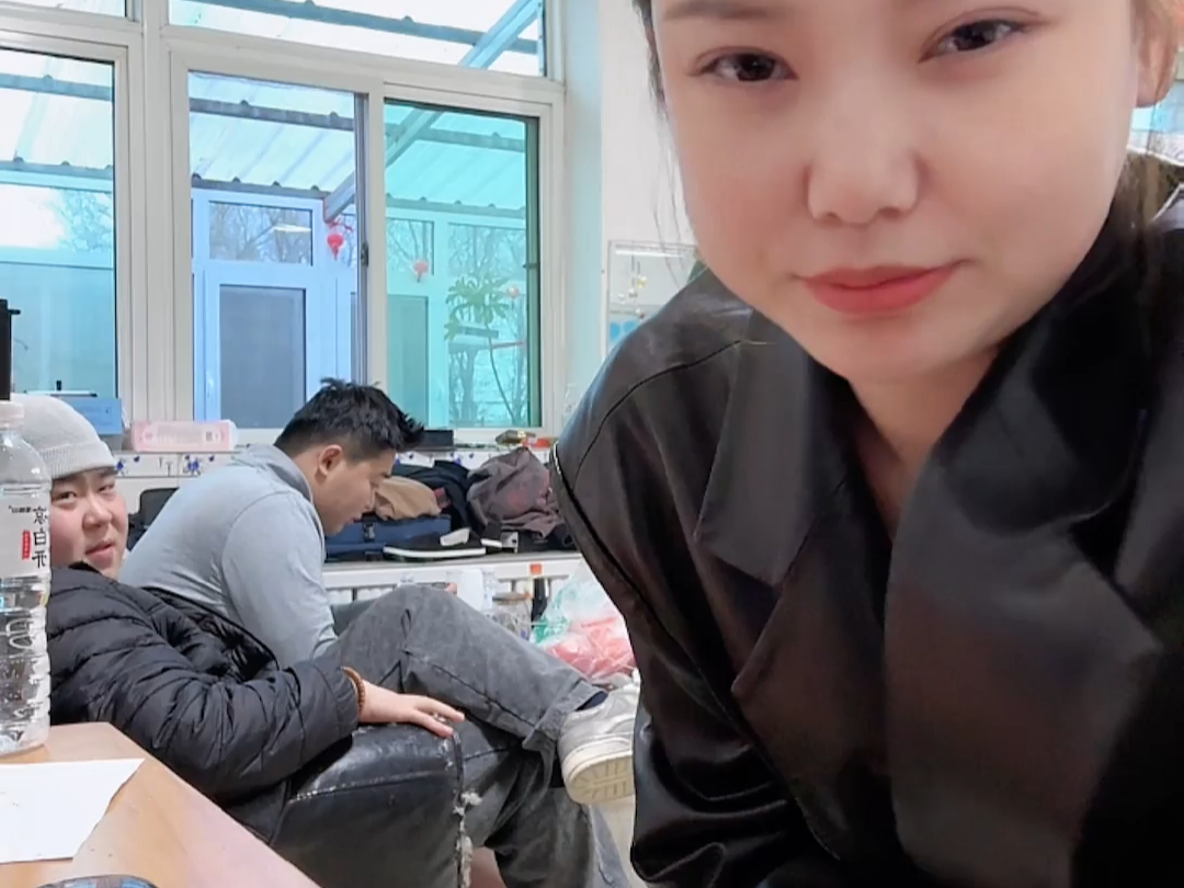 加起来不超过三岁一起跳王八舞太欢乐啦张智超喜提勤劳的修理工称号