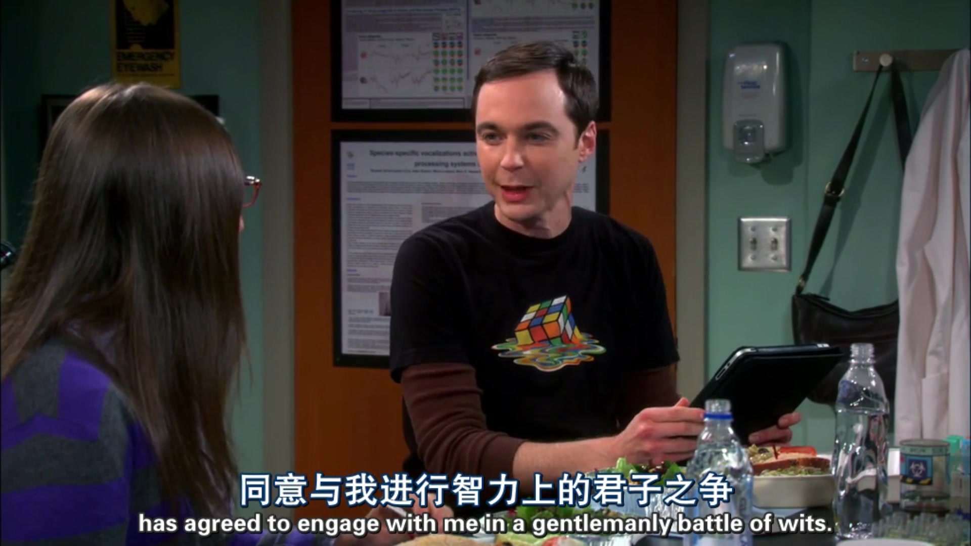 生活大爆炸和霍金一起玩游戏的谢耳朵实在是太快乐了