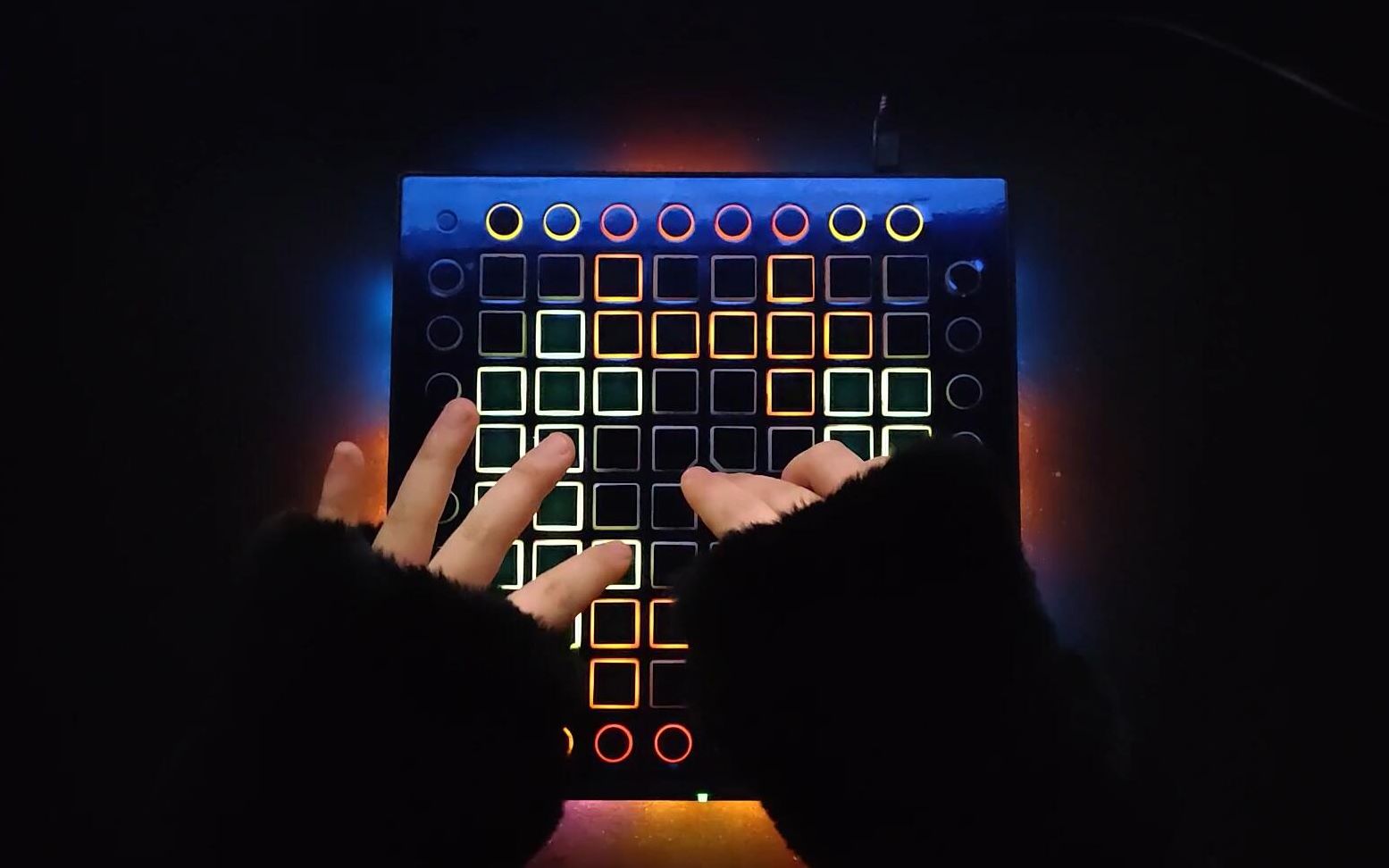 [图]【launchpad】这曲儿 真硬！ Lost In Time