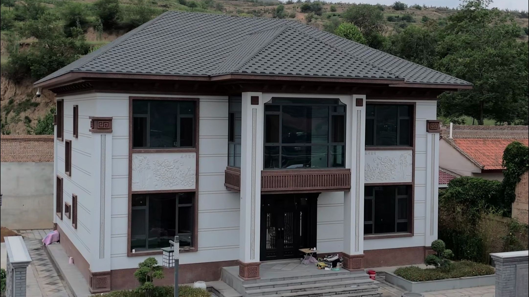 商洛生产乡村建房轻钢别墅厂家秋东集成房屋地址_电话-搜了网多宝体育- 多宝体育官方网站- APP下载