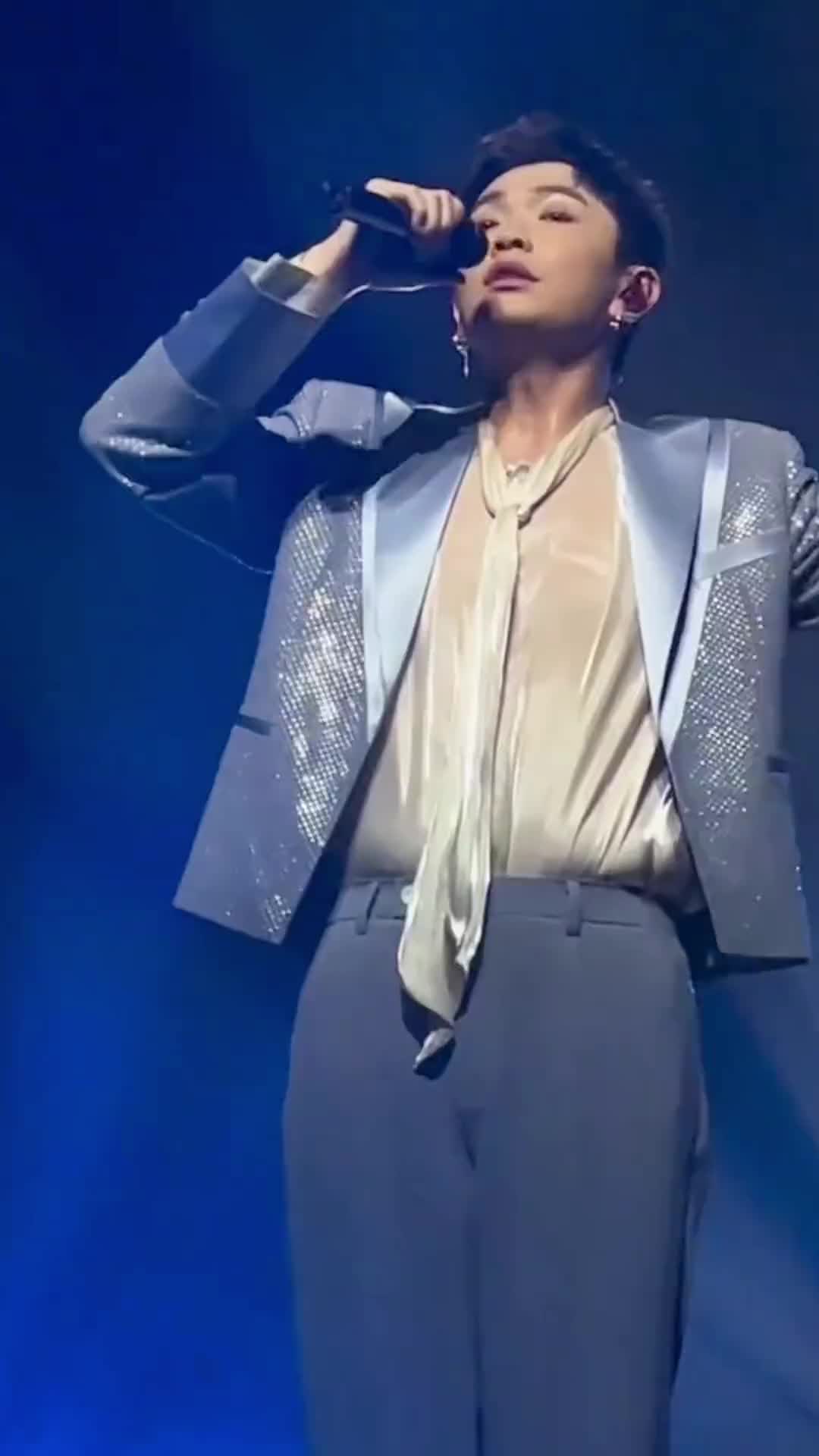 我唯一的嗜好那就是喜欢你音乐现场颜人中嗜好