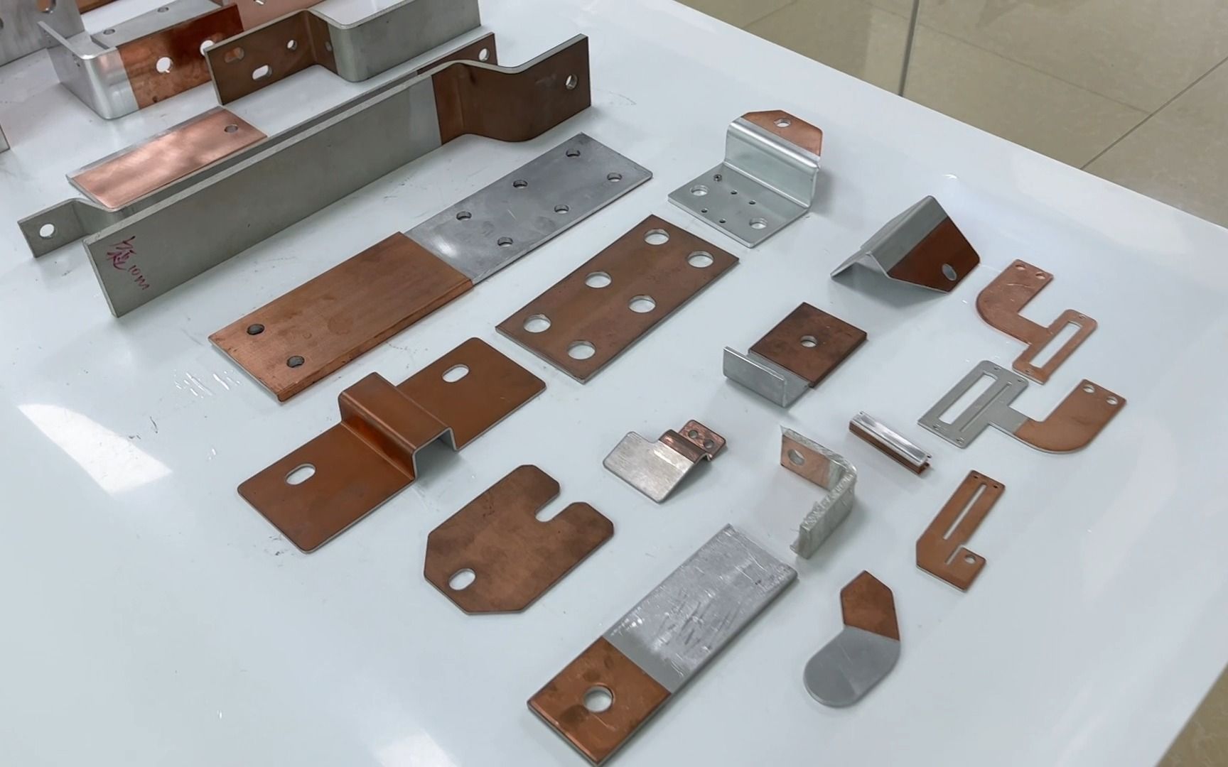 储能导电铜包铝排变压器铜铝过渡排电抗器铜铝复合板材-三协铜铝复合