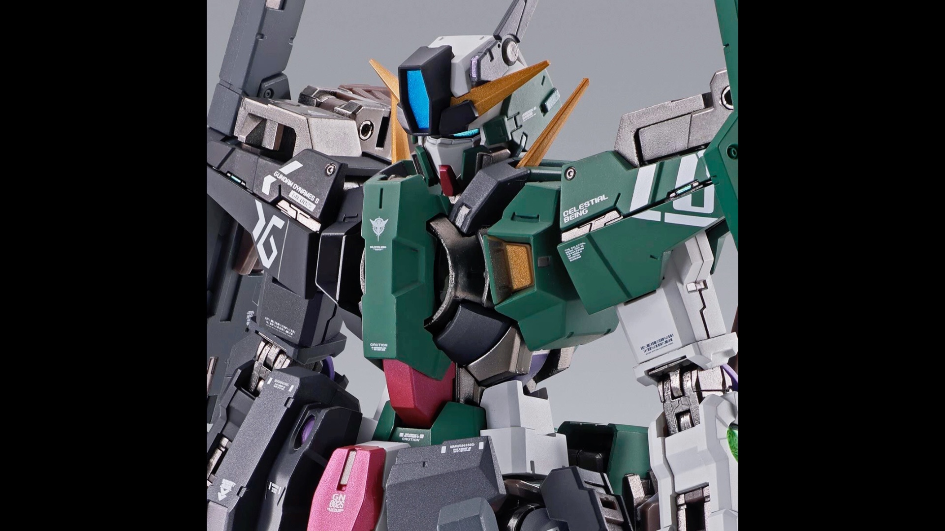 但是为什么这种配色 修改 跟缝合机一样 魂限 metal build 力天使高达