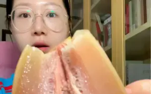 Video herunterladen: 咸肉真好吃