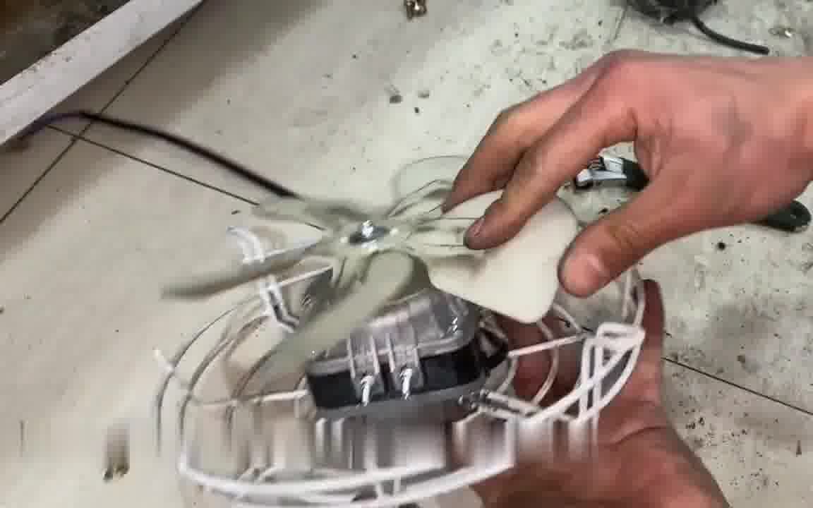 西门子冰箱压缩机不停机面板显示15不制冷故障排除和维修方法解析