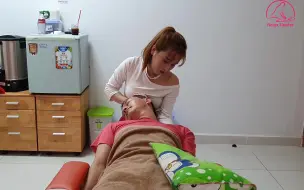 Tải video: 【越南理发spa】（044期） 越南胡志明市越式全身spa按摩  Part 1