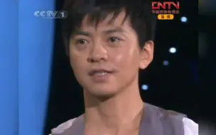 Download Video: 【李健】参加2010球迷狂欢节  演唱《好望角》