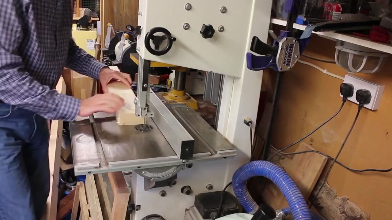 【木工工具篇】简易脚踏车床 传统脚踏车床 碗 杯子