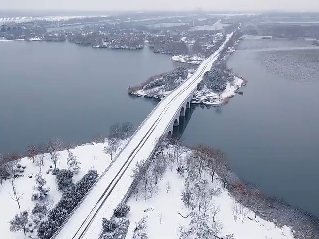 济宁市太白湖新区:雪后太白湖 冬韵美如画