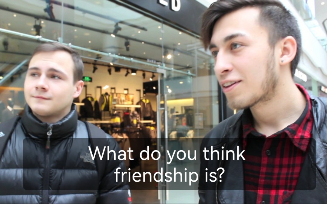[图]What do you think friendship is？重庆市珊瑚中学传媒社出品