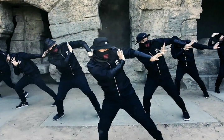 [图]【Kinjaz】【大大们要参加ABDC了！】【帅一脸的编舞解馋用】Kinjaz编舞Firestone