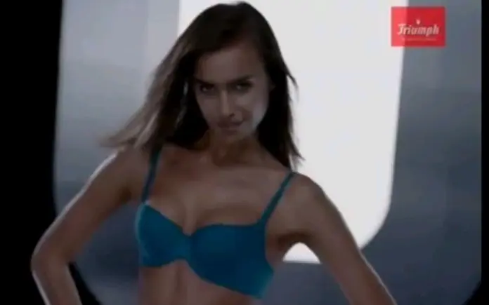 Triumph_ _Crazy About U_ (U-Shaped Maximizer bra) Commercial_哔哩哔哩_bilibili