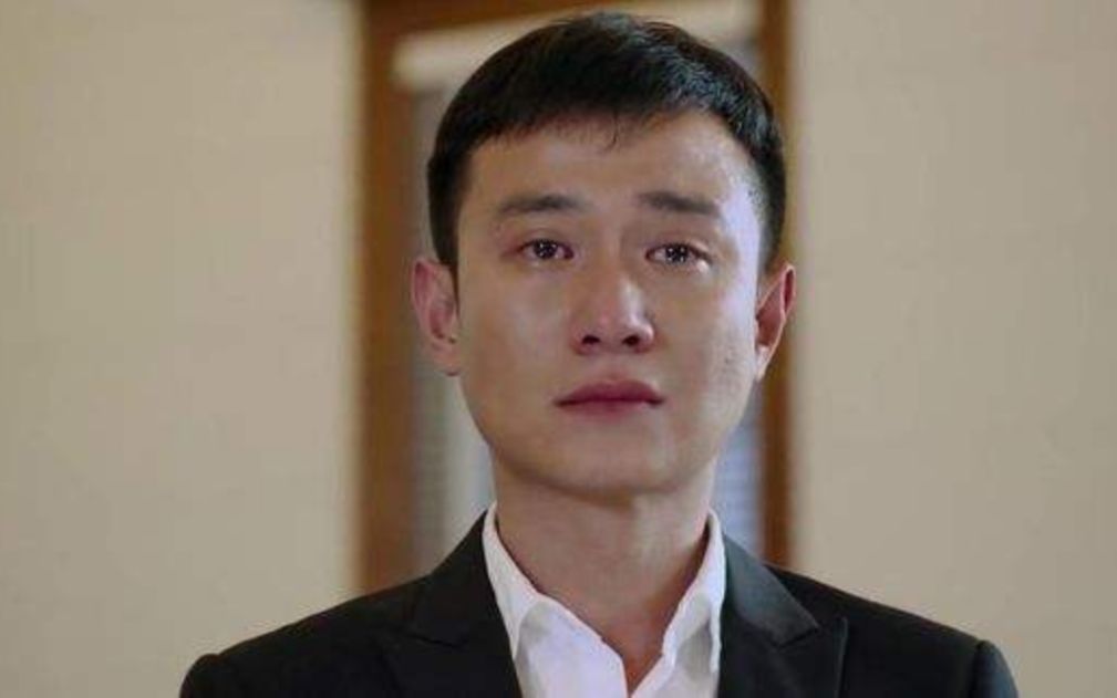 文章母亲持续发博,多次点赞文章微博鼓励儿子,不要轻言放弃