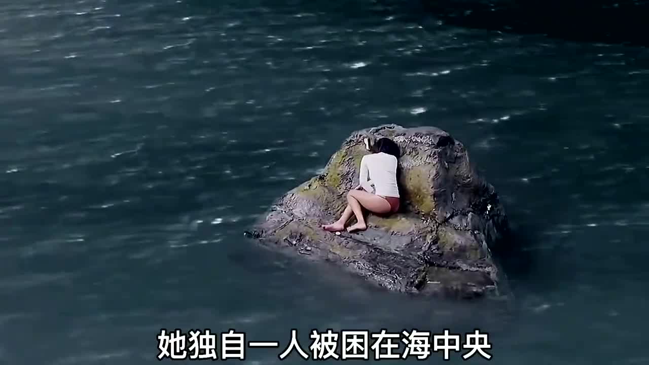 美女被鲨鱼吃掉美少女图片