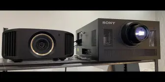 Télécharger la video: 现在的电影院真的难，太多太多倒闭了，这台SONY 608放映机就是某影院倒闭后处理的机器，使用时间5000H，烧友买回来试一试效果。