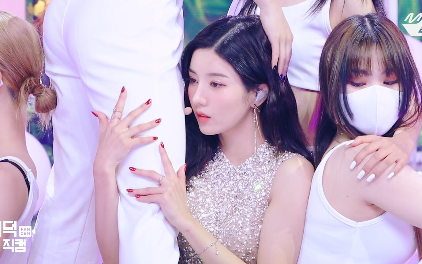 210826 mnet 权恩妃solo-door 4k直拍