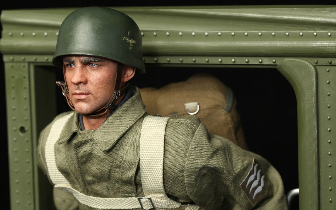 did d80146 二战德军伞兵跳伞示范