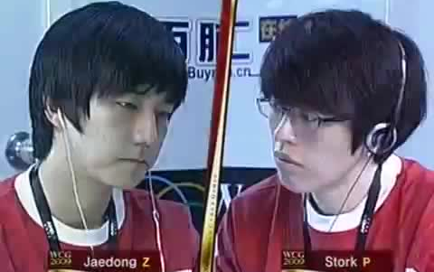 【暴君经典回顾】解冻司令成都激战!2009年WCG世界总决赛 Jaedong(Z) vs Stork(P) 第一场哔哩哔哩bilibili