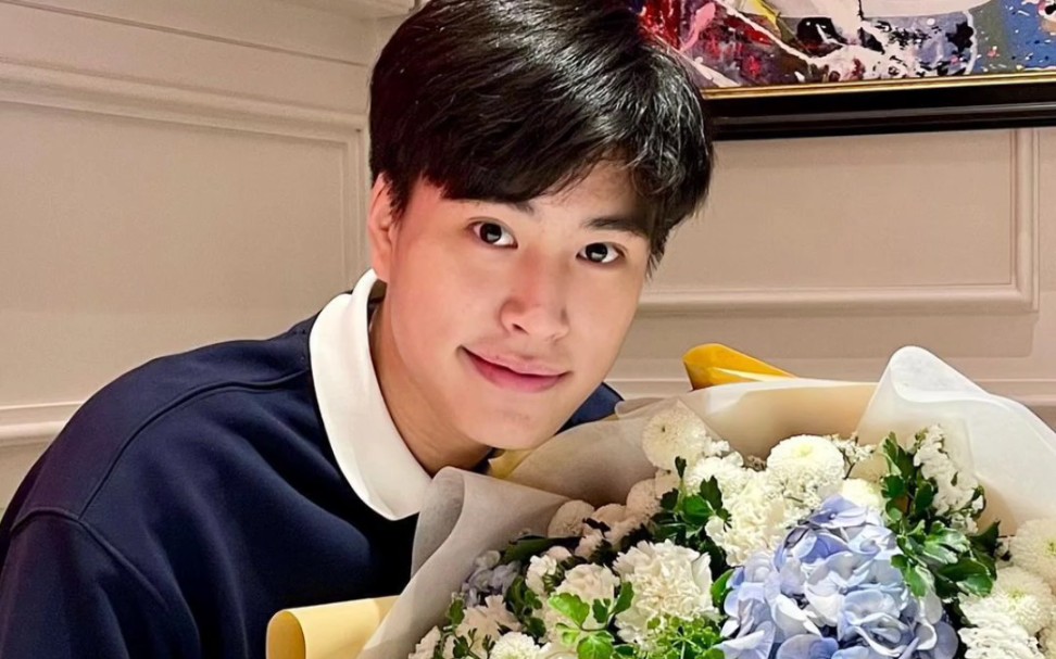 [gemini/猪米妮]十五六岁时期的猪猪,可爱晕了,悄咪咪站会儿4g20