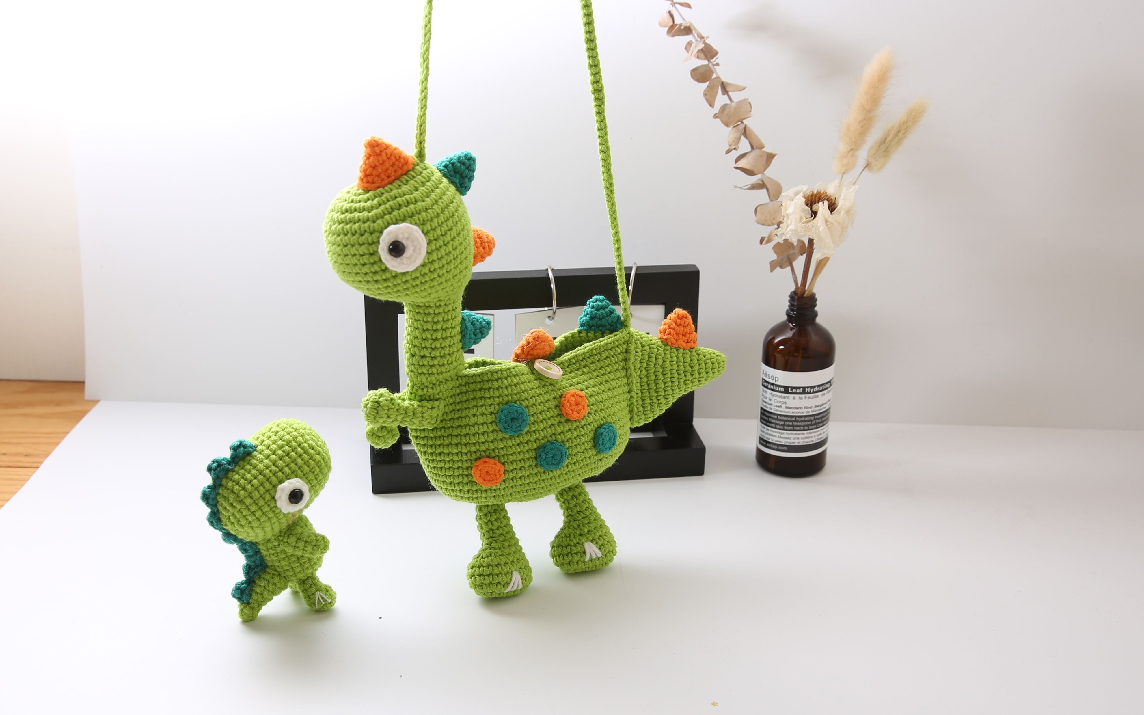 【新手编织教程】奔跑的小恐龙包包 手工钩织包包 米妈手作