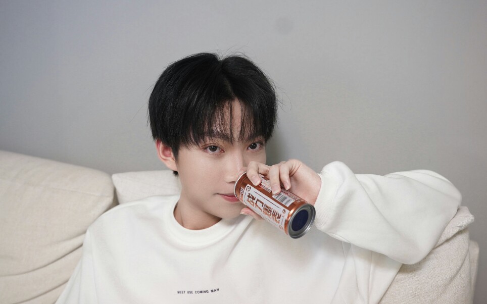 [厌世小孤影]二十岁生日/陌上人如玉 孤影世无双